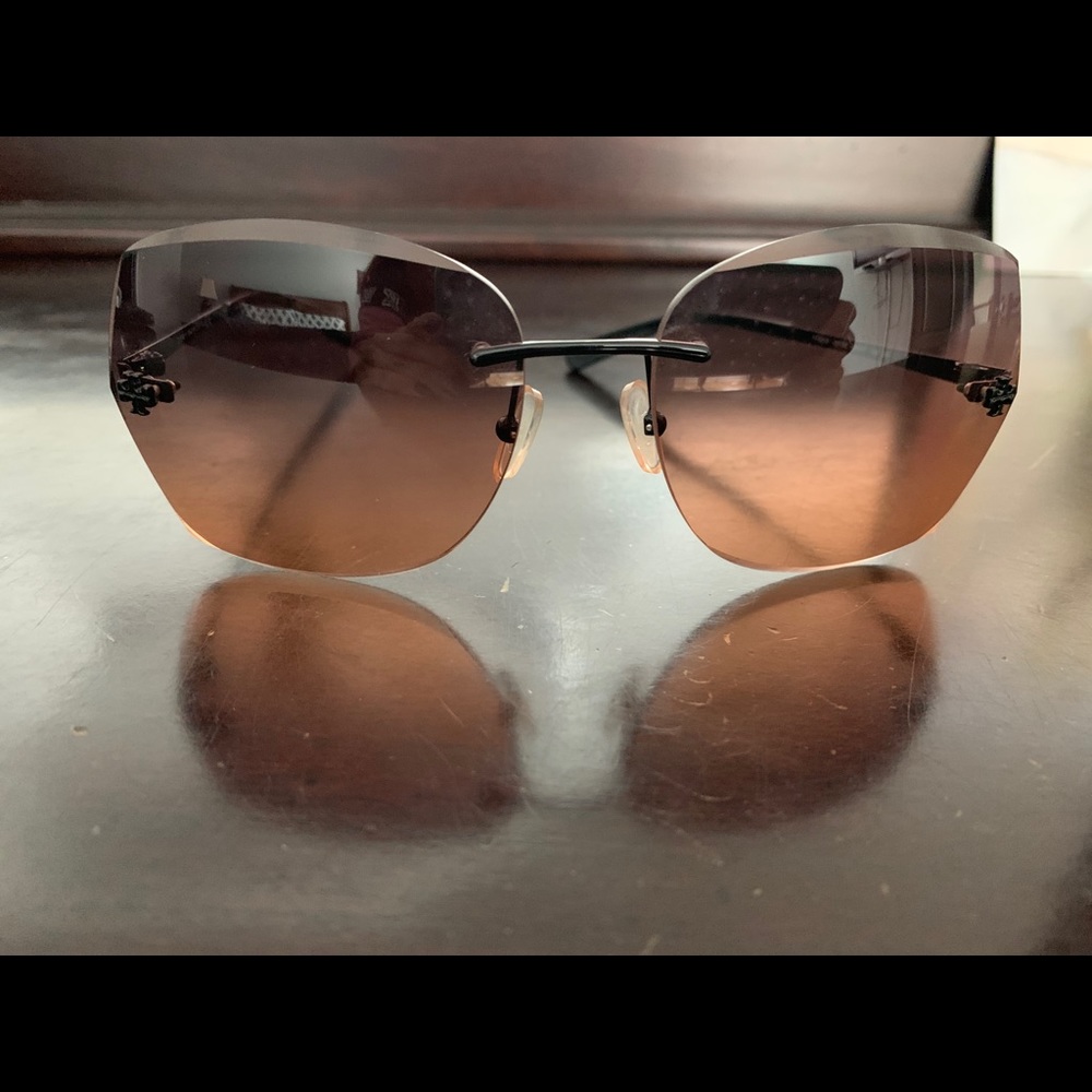 Tori Burch sunglasses, like new , no scratches